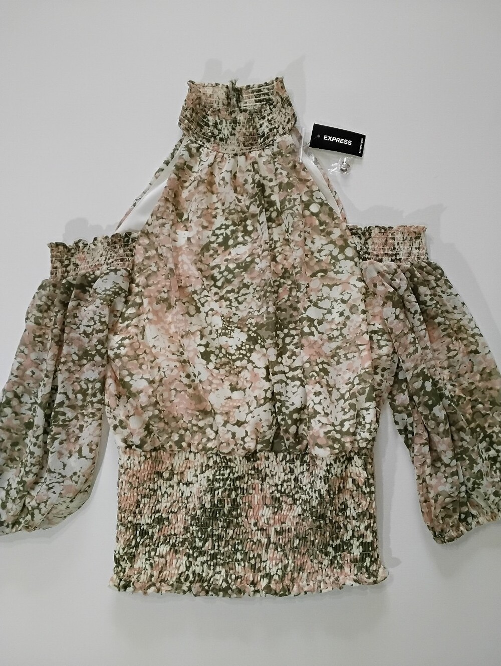 NWT Express Cold Shoulder Blouse Womens XS Halter Neck Olive Green Pink‎ White